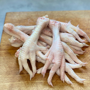 Pasture-raised chicken feet stock broth